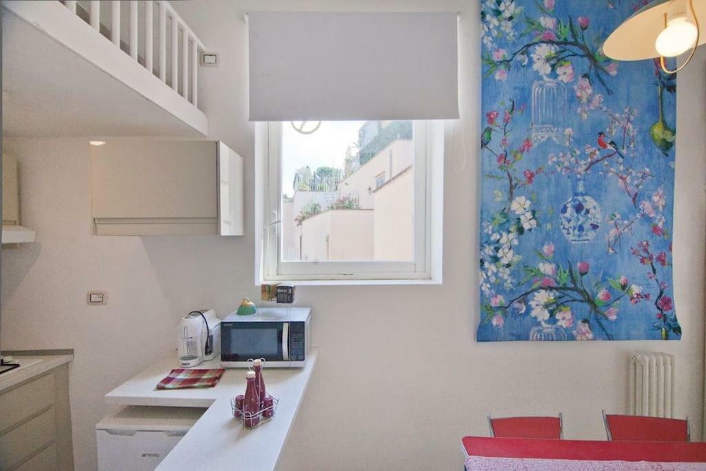 Colosseum Relax Family Apartament Рим Екстер'єр фото